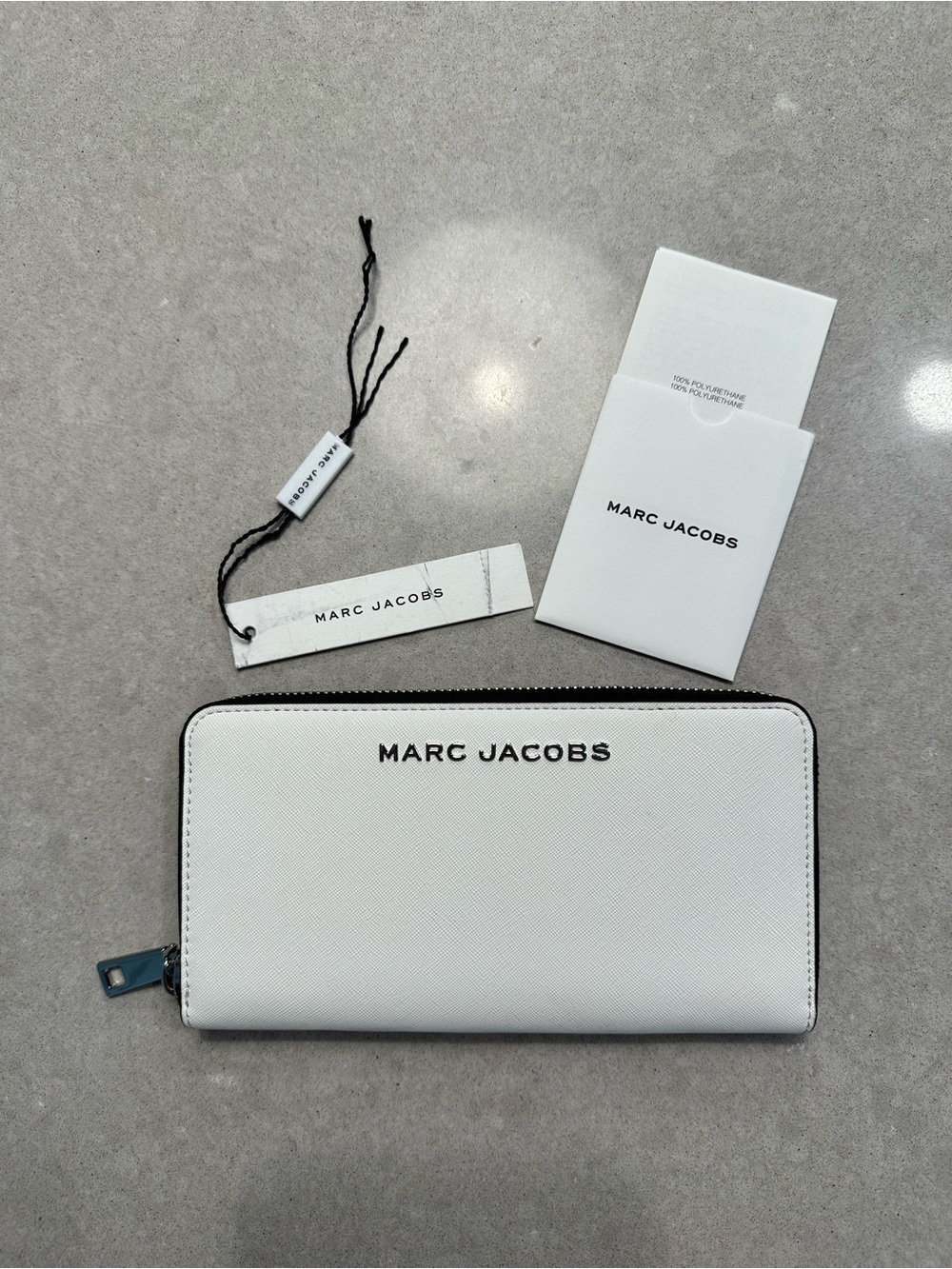 Marc Jacobs White Zip-Around Leather Wallet